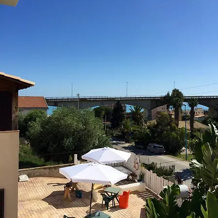 Casa Melograno Дом отдыха Порт-Эмпедокле